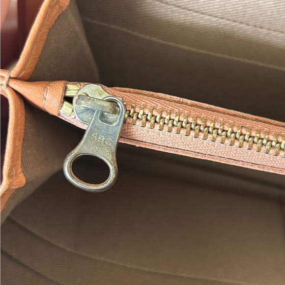 See By Chloe Wallet - Picture 10 of 16